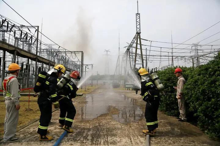 ����������̨��������